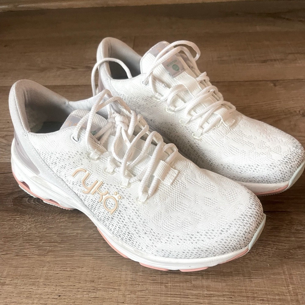 Ryka Devotion X Walking Shoes women’s size 8.5
